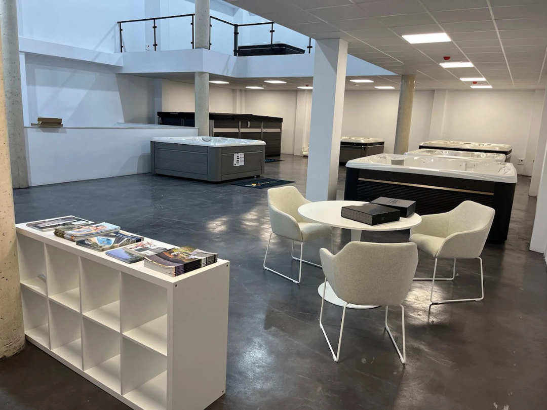 Showroom de piscinas en Nerja